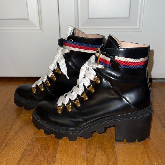 GUCCI leather ankle boot with sylvie web - Picture 2 of 8